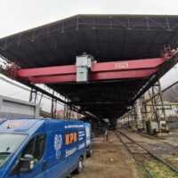 Double girder overhead crane at the scrapyard