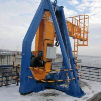 Special slewing jib pillar crane